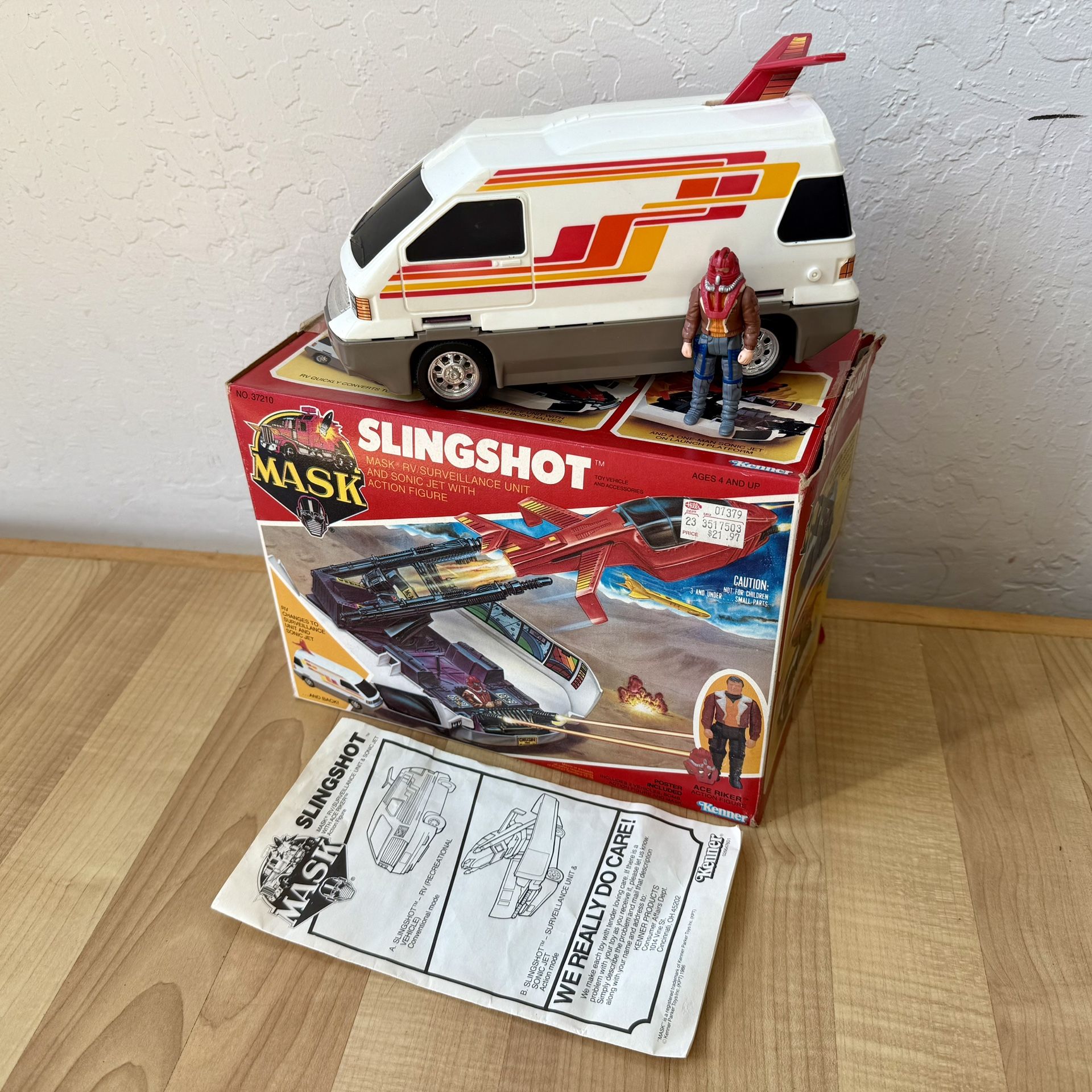 Vintage Kenner M.A.S.K. Slingshot With Ace Riker, Instructions & Box
