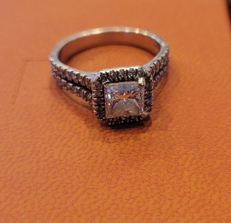 2.22 Carat Diamond Engagement Ring 💍 18k White Gold