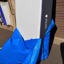 Nectar Premier King Mattress 13 In