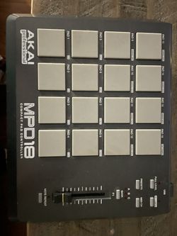 Akai Professional Mpd18 Midi Controller