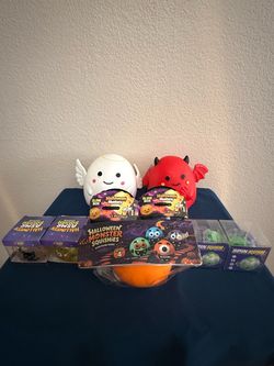 Halloween squishy toys and fidget spinners bundle - NEW