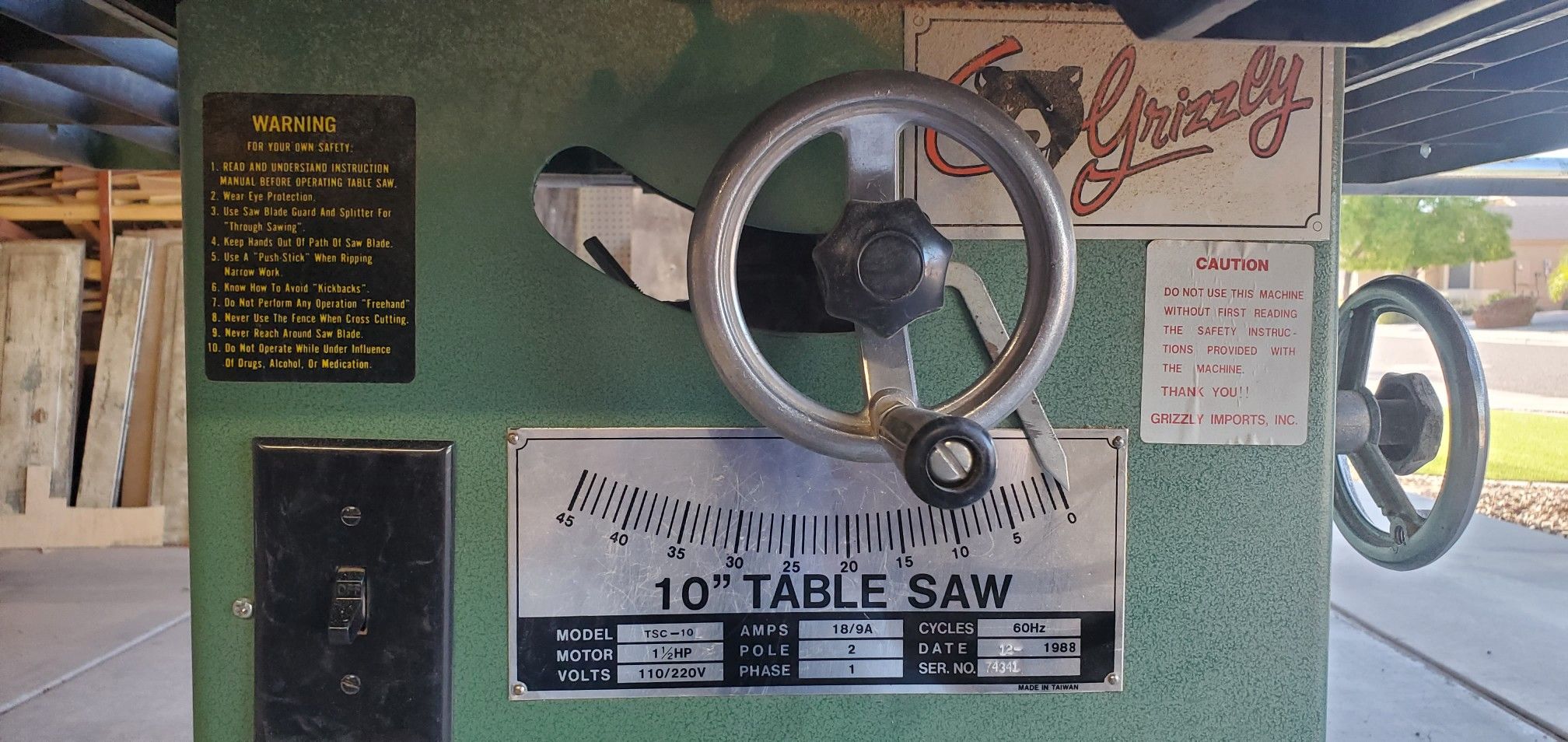 Grizzly 10" model TSC10 table saw for Sale in Phoenix, AZ OfferUp