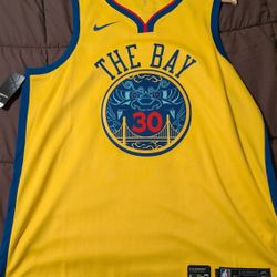 3 Steph Curry Jerseys 
