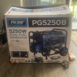 Pulsar PG5250B Dual Fuel Generator (Open Box Brand New)