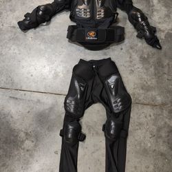 New condition motorcycle gear! Large, Kawasaki, Ducati, Honda, Suzuki, electric, Top & Pants