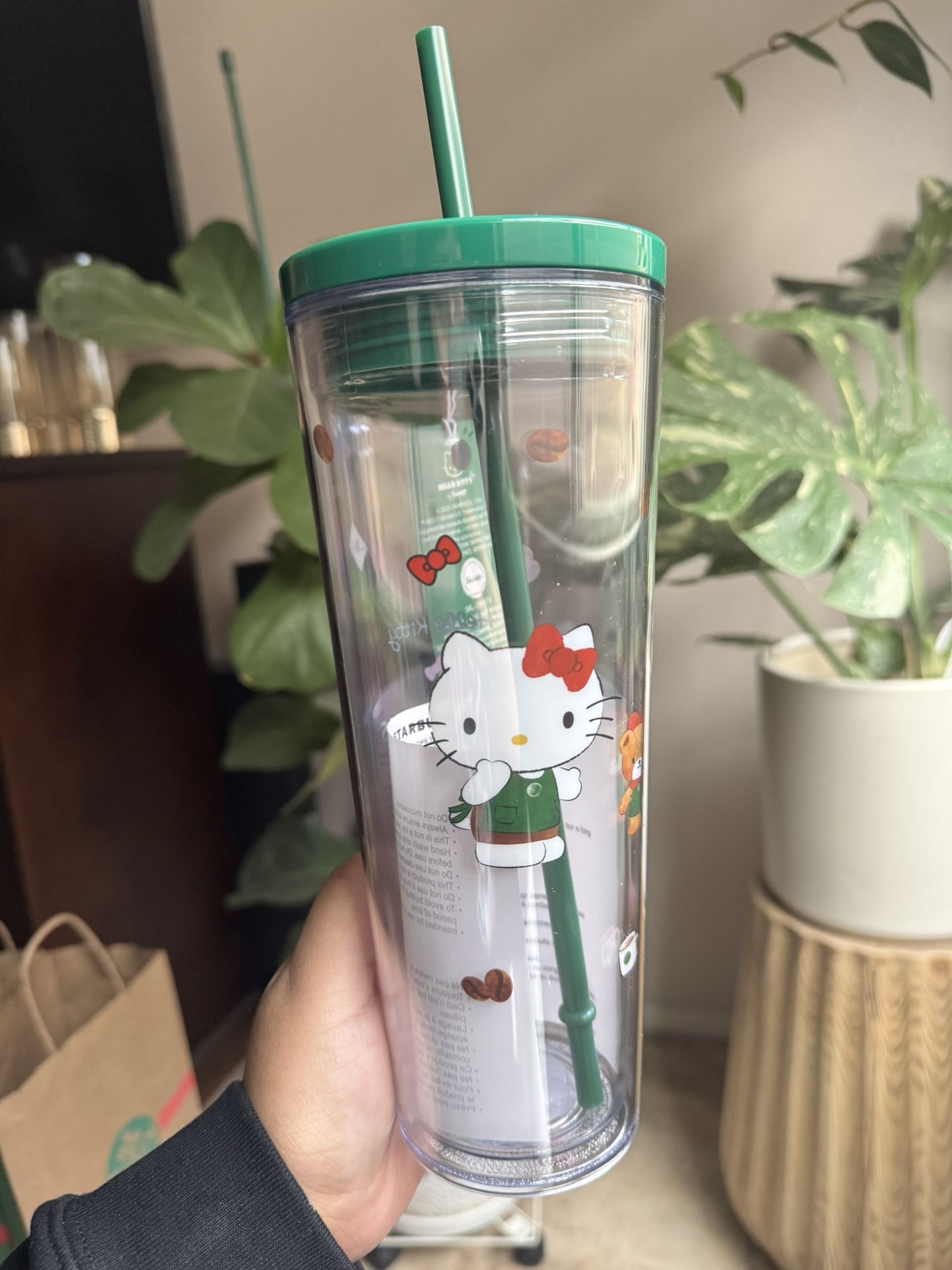 Hello Kitty x Starbucks