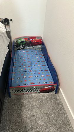Lightning McQueen toddler bed