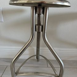 Bar stool (6)