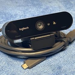 Logitech 4K Brio 4K/1080p/720p Webcam with Noise-Canceling Mic PC/MAC