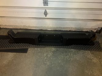 F250 F350 Super Duty XL Rear Bumper 2023-2026 Ford OEM Black Step like new take off. Some cosmetic scratches Harness was cut off