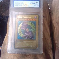Upper Deck Yu-Gi-Oh Dark Magician HoloFoil Super Rare 