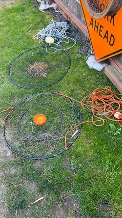 2 Crab rings nets need repairs