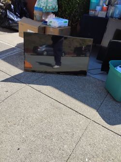 Polaroid 32 inch TV $50