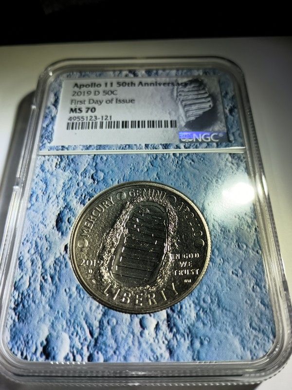 2019 Apollo 11 Anniversary Coin