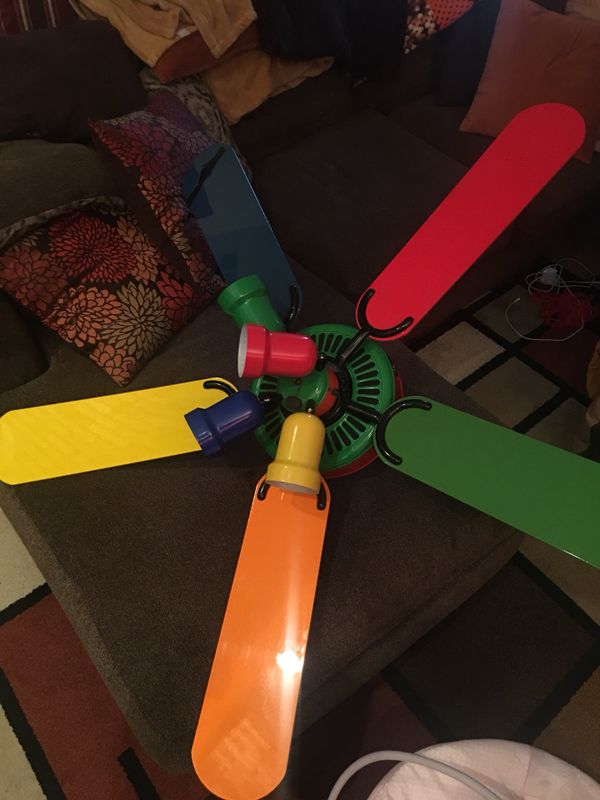 52 Carousel Hampton Bay Ceiling Fan For Sale In Farmington Hills