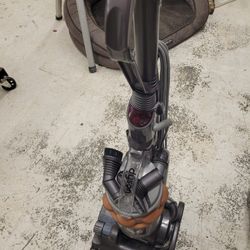 Dyson DC14 Upright Vacuum Cleaner 