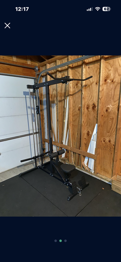 Titan Plate Loaded Lat Pulldown