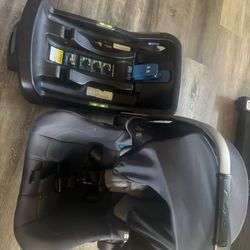 Nuna Carseat With Base 