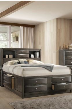 Emily Gray Storage Platform Bedroom Set