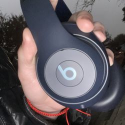 BRAND NEW BABY BLUE WIRLESS BEAT HEADPHONES