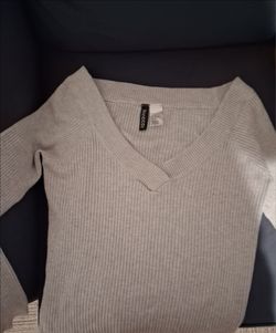 H&M Divided Sweater