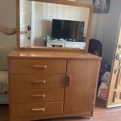 Drawer With Mirror