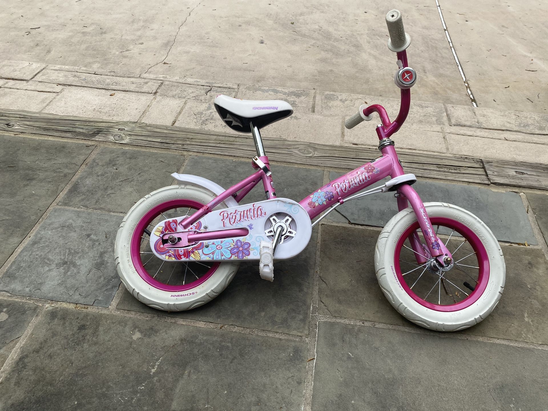 Girl bike pink