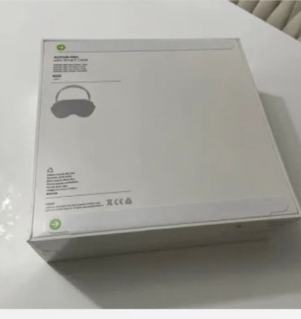 AirPods Max
