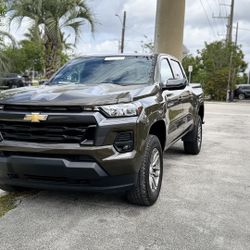 2023 Chevrolet Colorado 