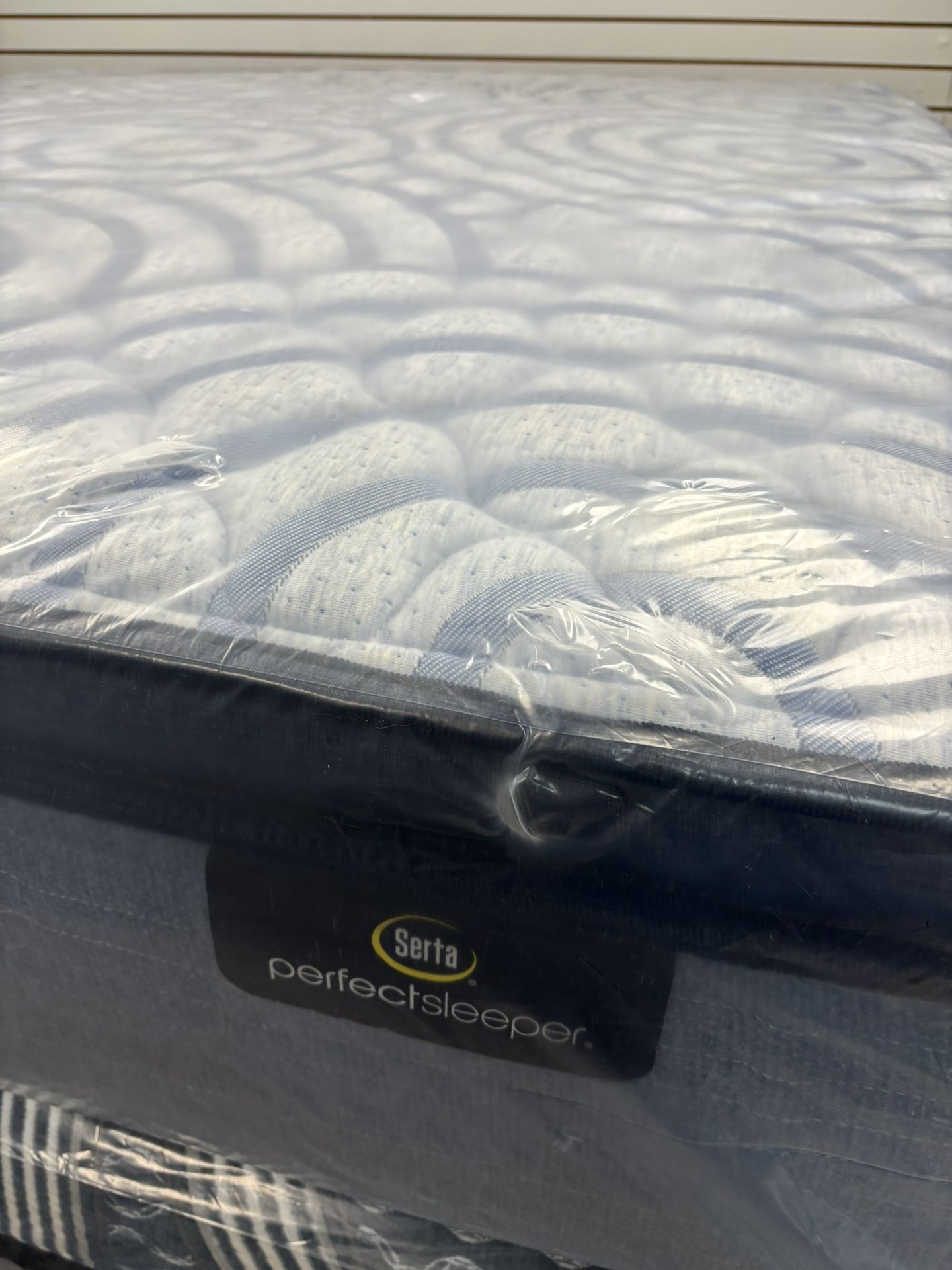 KING SIZE PERFECT SLEEPER PILLOW TOP FIRM $699
