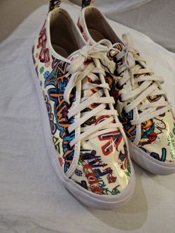 Love PINK Sneakers Sz 10