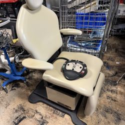 Midmark 419 ENT DERMATOLOGY CHAIR OR TATTOO CHAIR