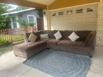 Free Delivery 🚚 Brown Sectional/ Sala Seccional Cafe