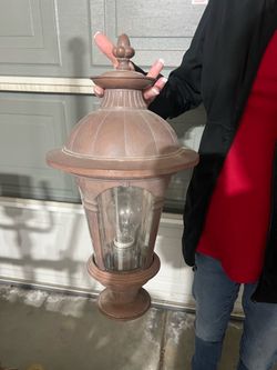 Outdoor Wall Lantern