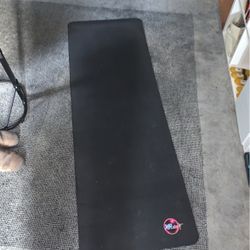 Large Yoga Mat Pickup In Parkrose PDX