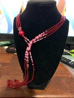 Red and pink lariat necklace