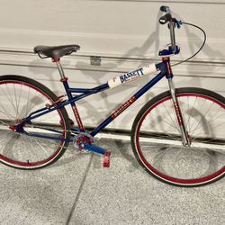 29” Bassett Swooper Bmx