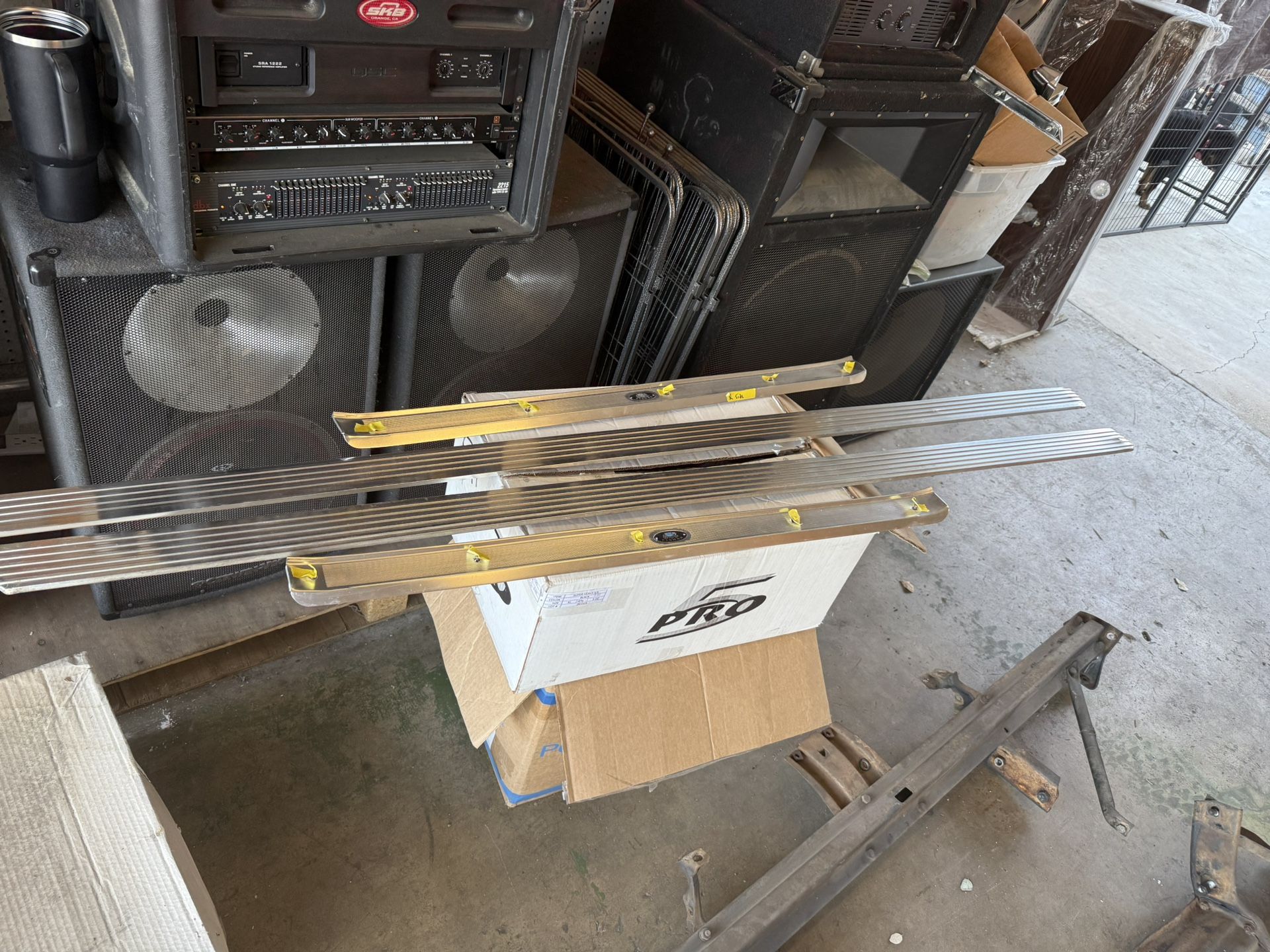 1962 impala L+R rocker molding bottom outside and inside