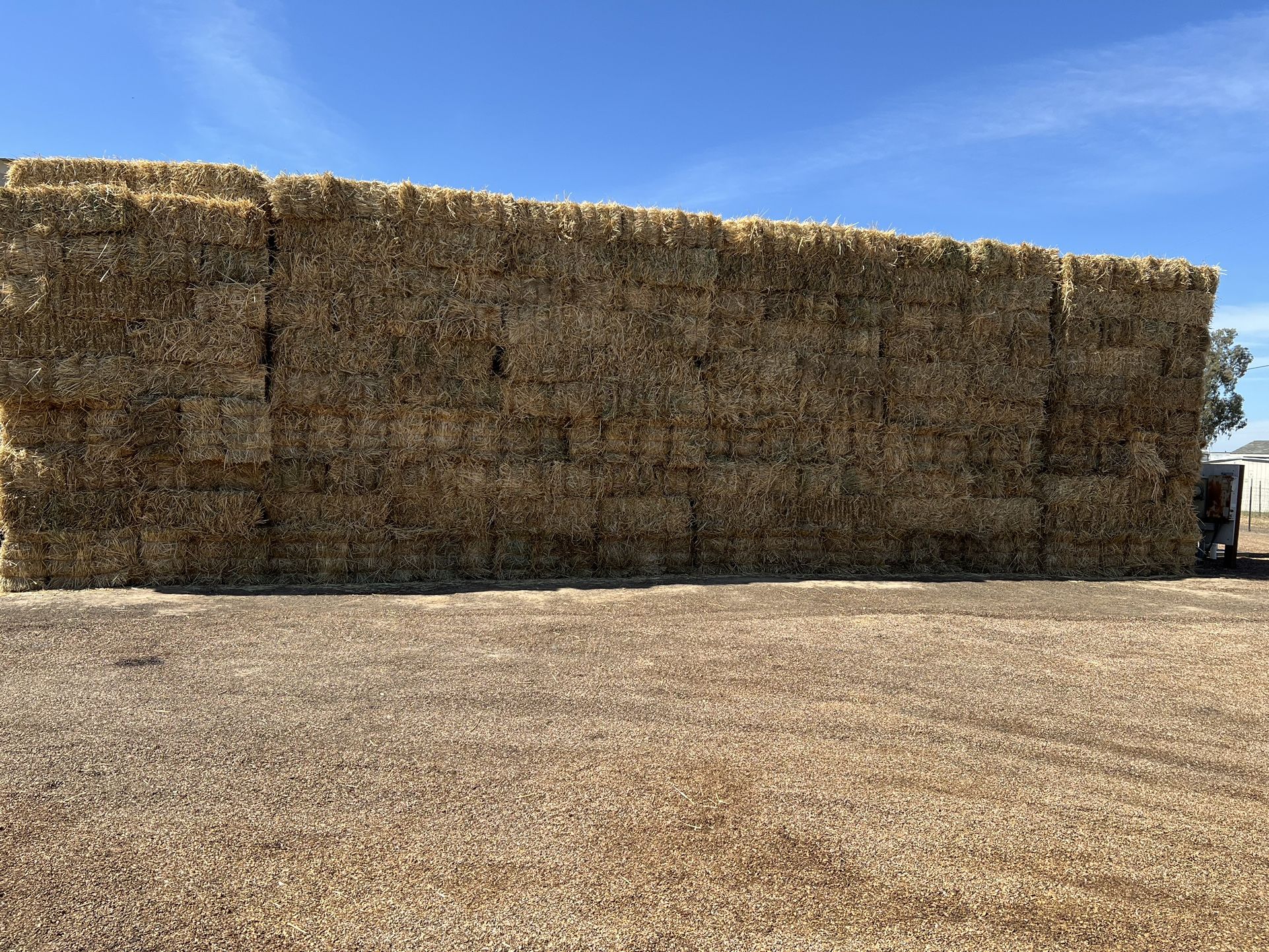 Forge mix Hay