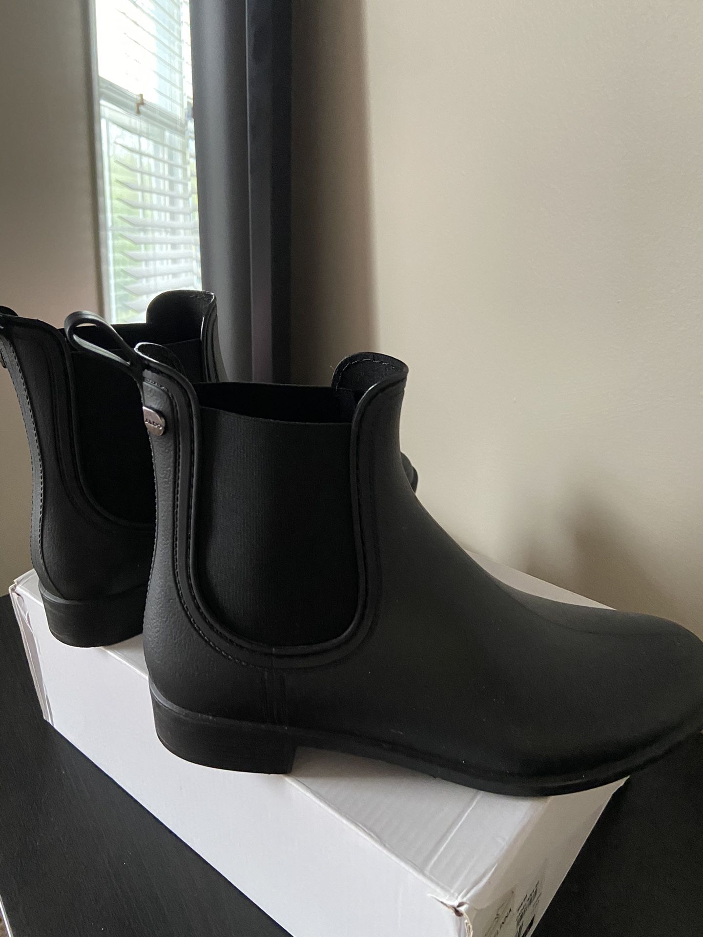 Aldo Chelsea rain boots