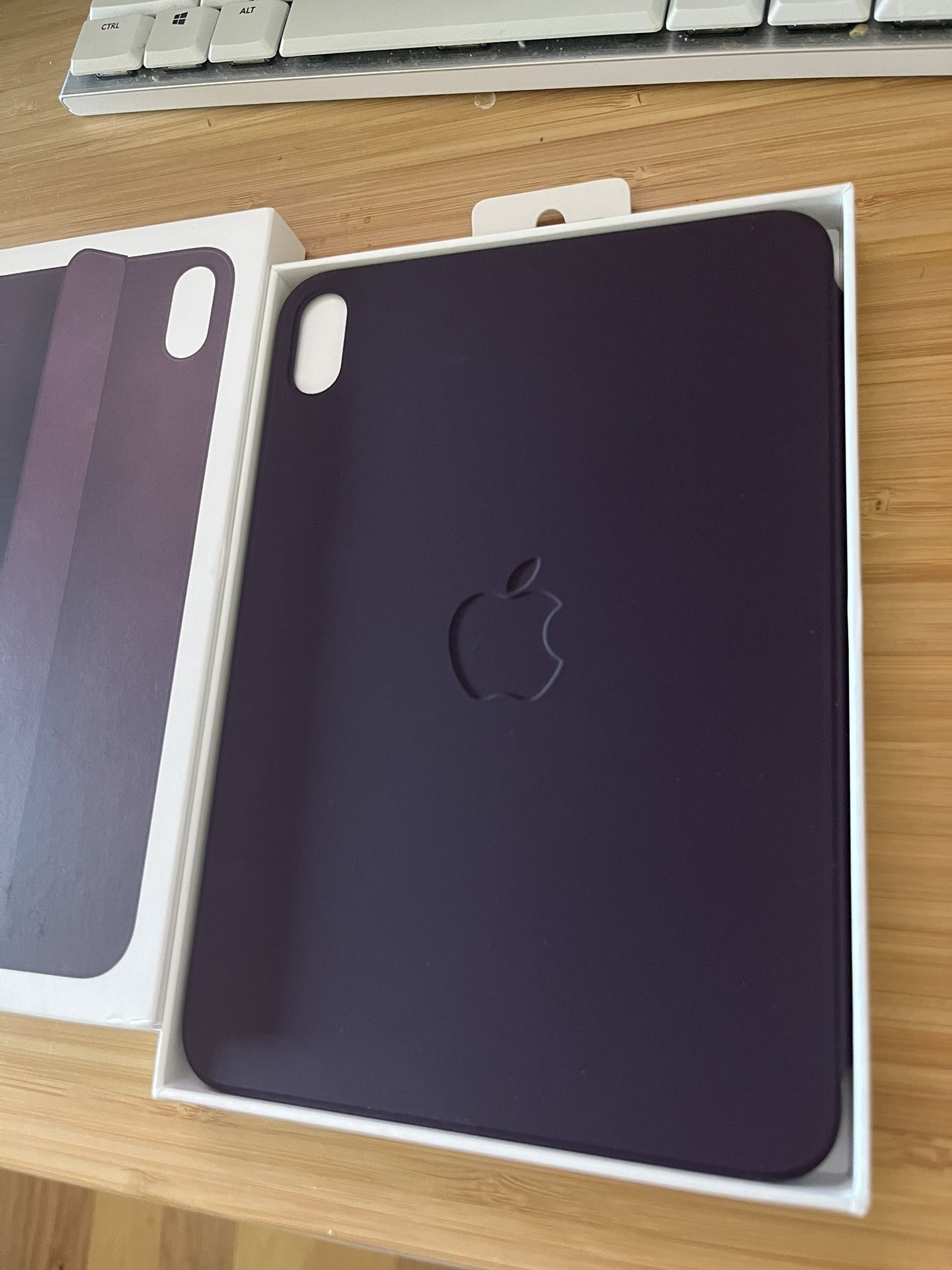 iPad Mini (6th Gen) CASE smart folio BRAND NEW