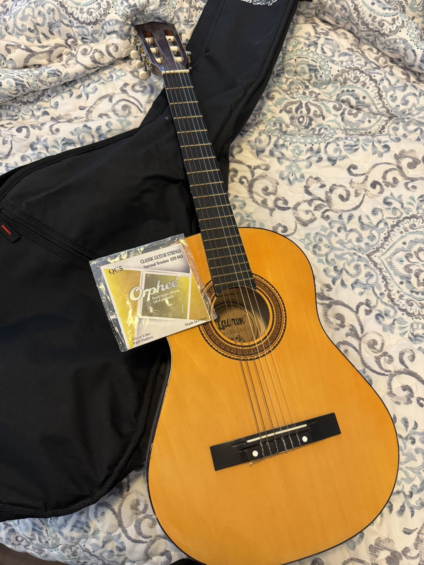 Lauren LA30N Nylon Guitar