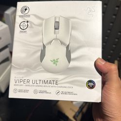 Razer Viper Ultimate Lightweight Wireless Gaming Mouse & RGB Charging Dock: Hyperspeed Wireless Technology - 20K DPI Optical Sensor - 74g Lightweight 