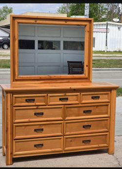 DRESSER WITH MIRROR