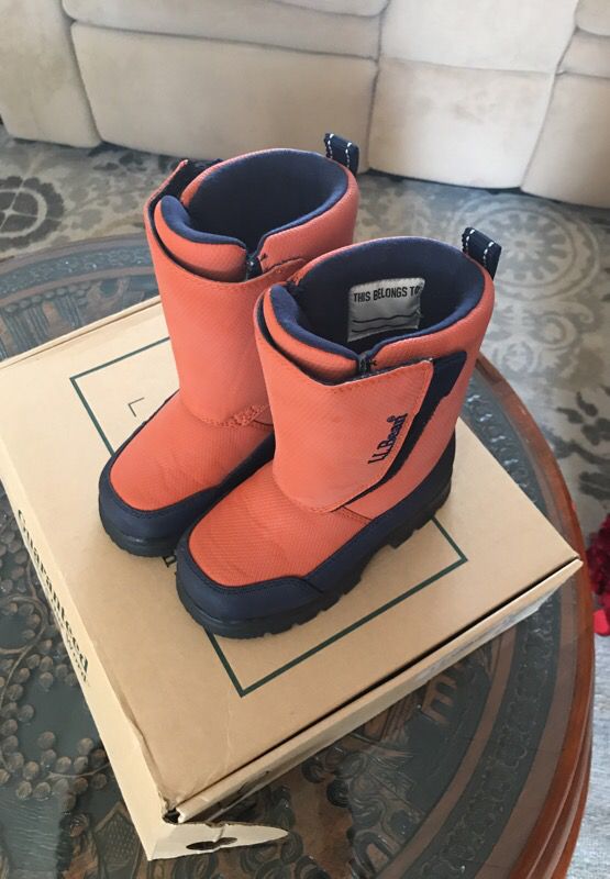 LL Bean snow boots (kids size 10) Brand new