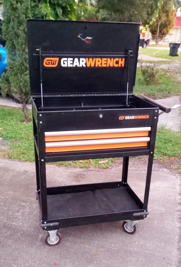 Gear Wrench Rolling Tool Box Cart $300 Firm No Less.