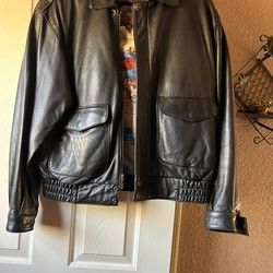 Men’s Leather Jacket