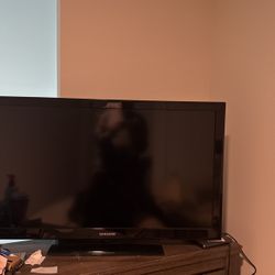 Samsung 37 “ TV