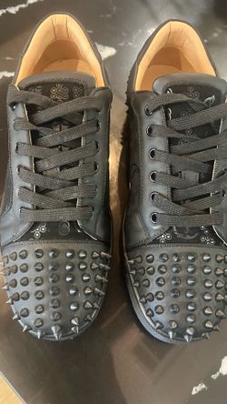 red bottoms size 42 in eu in us size 9 runs small black and red ses