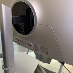 Samsung Neo G8 Odyssey Gaming Monitor